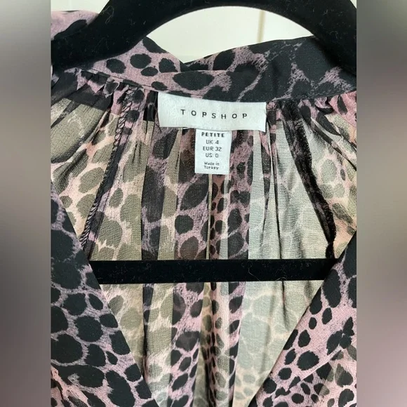 Topshop Leopard Print Button Down - Picture 7 of 8